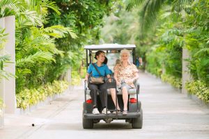 El-buggy transport service for seniorboliger i Homerly Pattaya