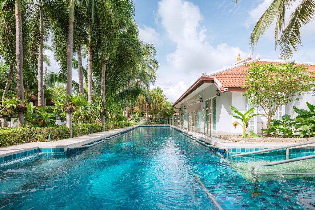 altwater swimming pool used for supported movement and rehabilitation at Homerly